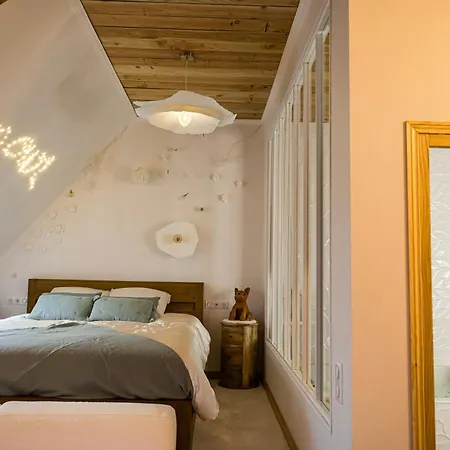 Historic Estate With Wellness In Normandy בית נופש *