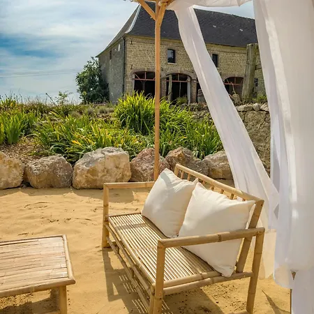 Historic Estate With Wellness In Normandy בית נופש