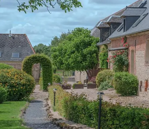Historic Estate With Wellness In Normandy